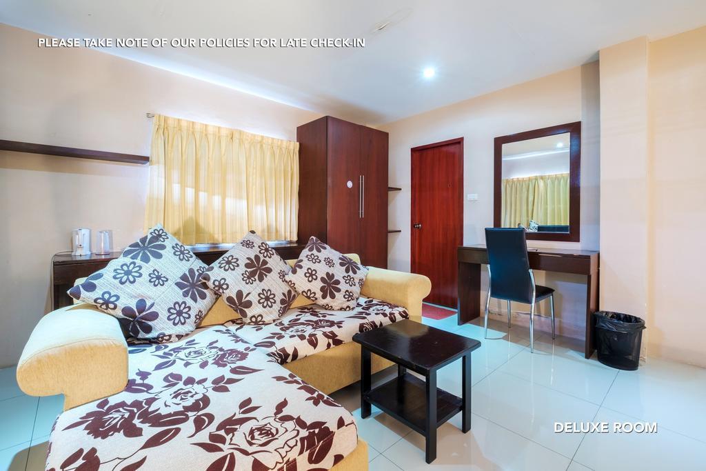 Zen Rooms Lk Metro Pattaya Exteriér fotografie